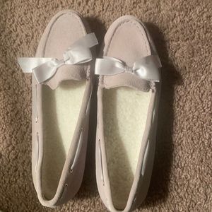 Vionic Alice slipper moccasins, size 8.